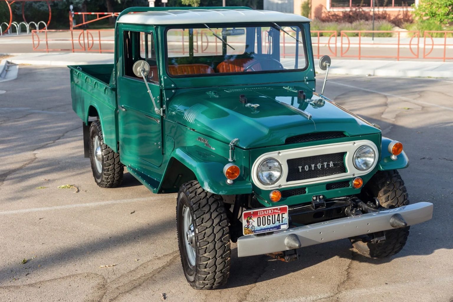 FJ45 with florals